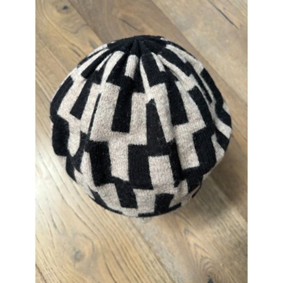 Jonathan Adler Gray Winter Wool/Cashmere Knit Geometric Beanie Hat One Size - Picture 2 of 4